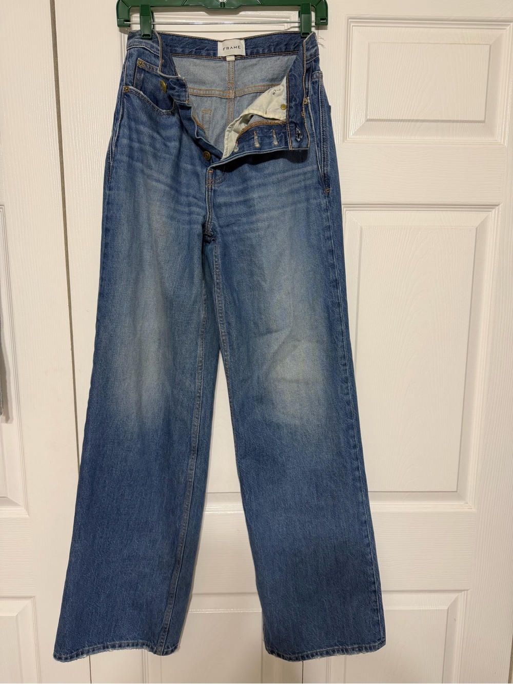 FRAME the 1978 jeans intentionally distressed flare and wide leg size 26